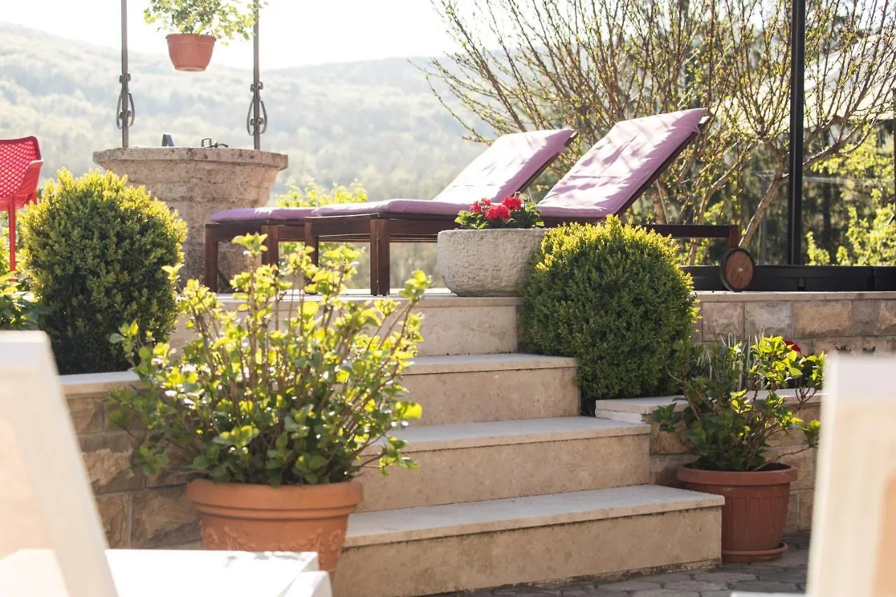 Captain'S Villa With Swimming Pool Jurdani